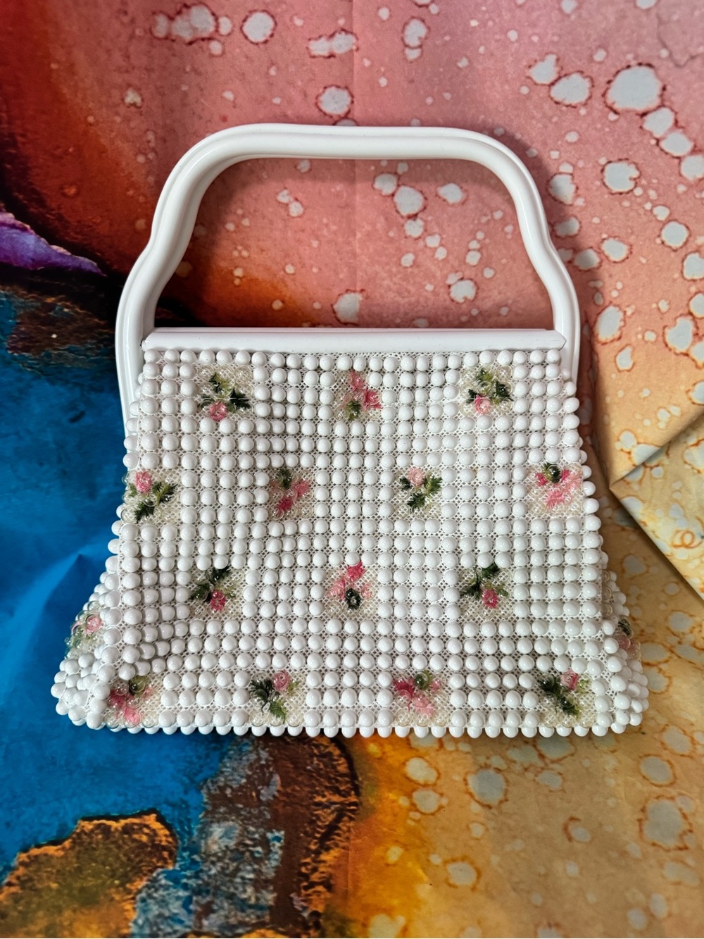 Vintage 1960s White Beaded Floral Accent Top-Handle Bag